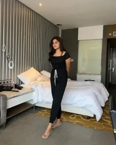 Call Girls Baheri Cash On Delivery
